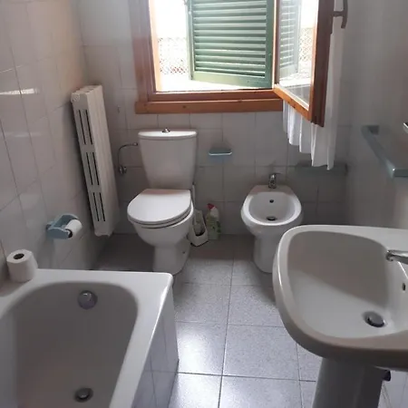 Monolocale Linda Apartment Cecina  Exterior photo